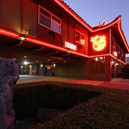 Royal Pagoda Motel Dodger Stadium Los Angeles Exterior photo